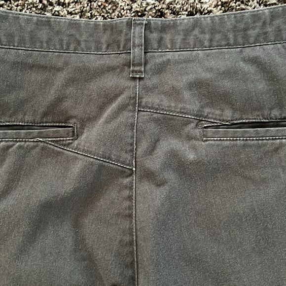 Volcom Corpo Class Gray Shorts with Pockets, Size 32 Skater Activewear Casual - Picture 12 of 13